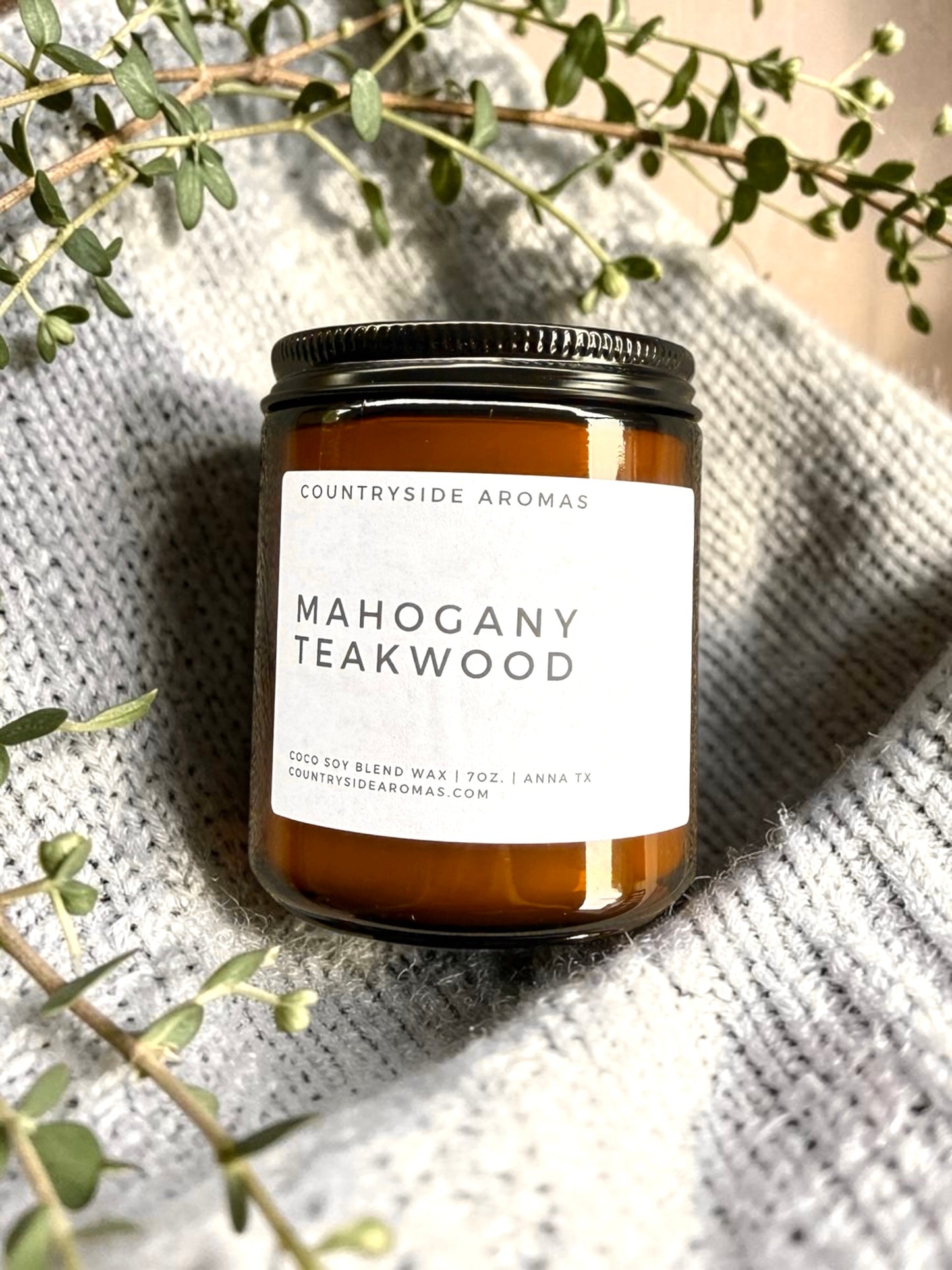 Mahogany + Teakwood 7oz Candle