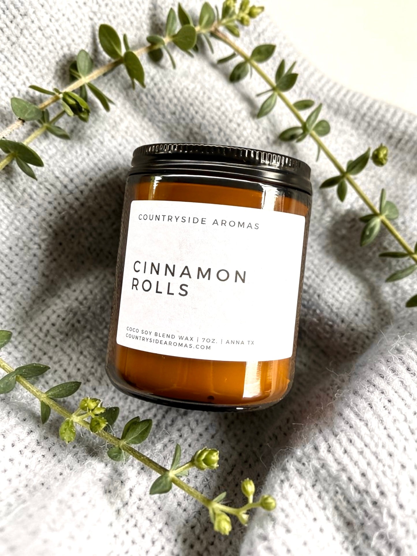 Cinnamon Rolls 7oz Candle