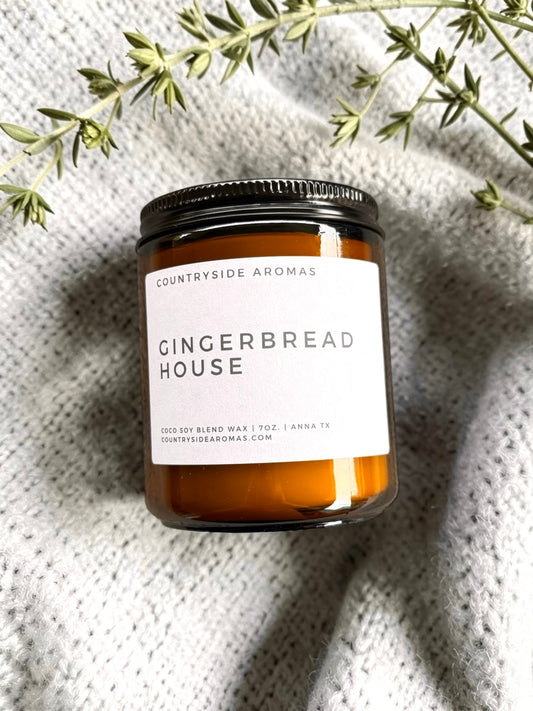 Gingerbread House 7oz Candle